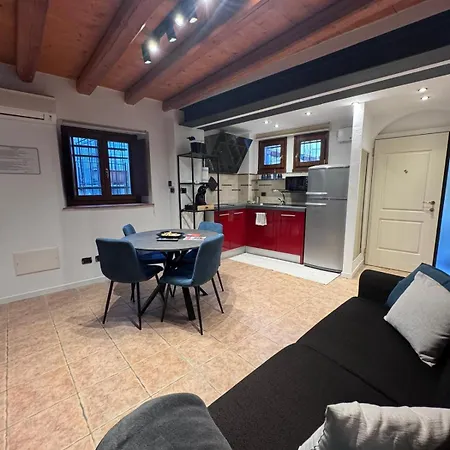 Apartamento Vicoletto4-centro Storico Con Parking